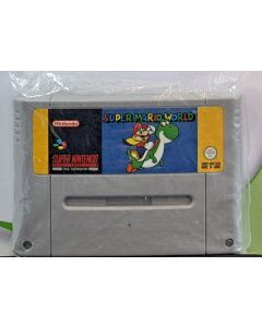 Super Mario World (L) (EU) SNES (Käytetty)